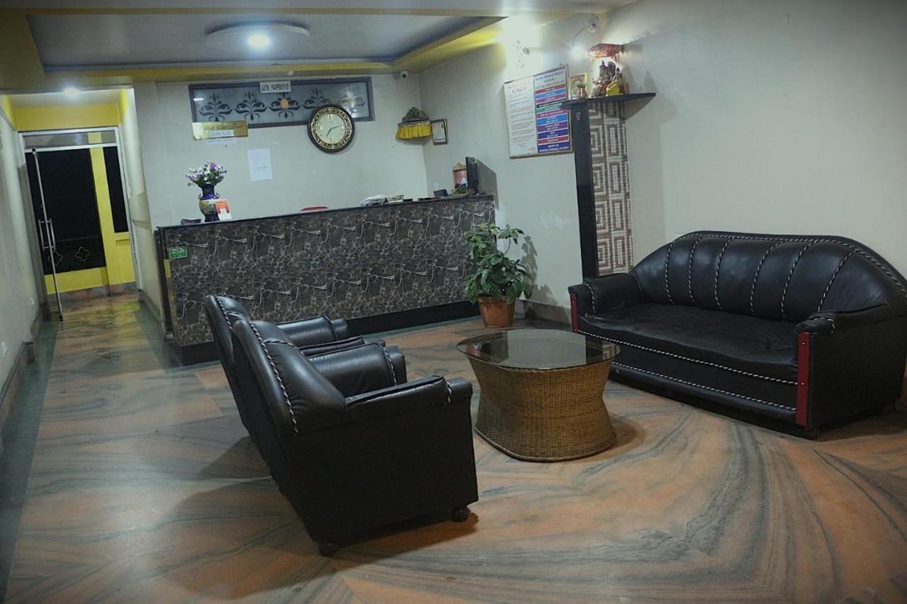 Hotel Jaswin Shanti Priya ดาร์จีลิง ภายนอก รูปภาพ