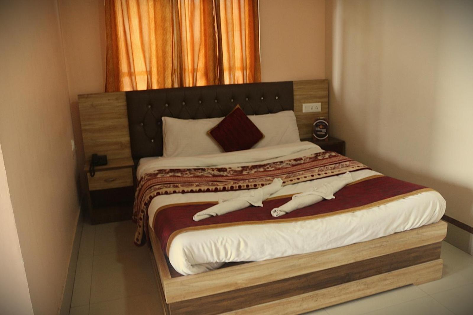 Hotel Jaswin Shanti Priya ดาร์จีลิง ภายนอก รูปภาพ